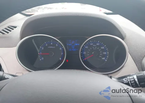 2015 Hyundai Tucson Se z USA, uszkodzony, nr VIN KM8JU3AG2FU048893